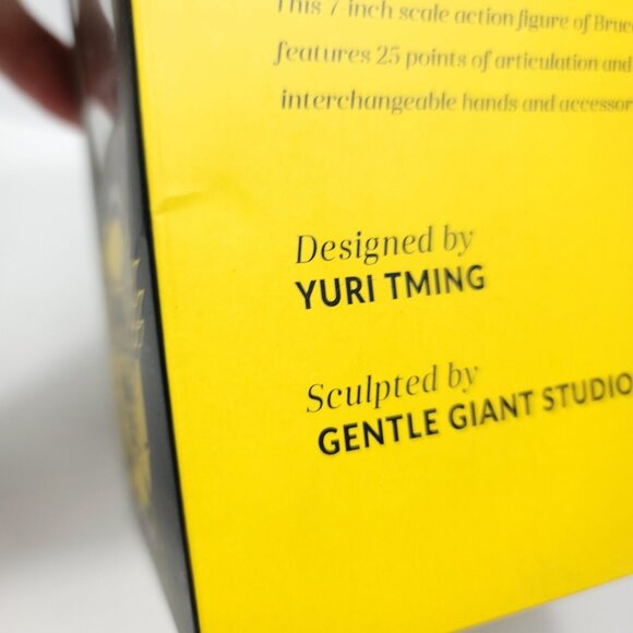 Diamond Select 80th Anniversary Bruce Lee Action Figure Collector Sealed NEW 7" - Picture 4 of 5